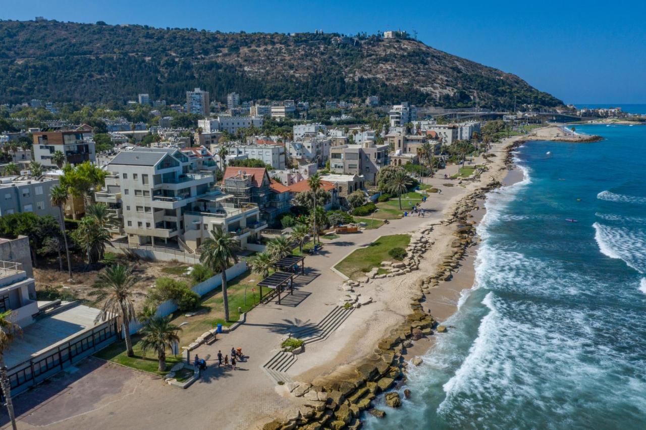 Port City Haifa - Luxury Apartments 50 Mtrs From The Beach Esterno foto